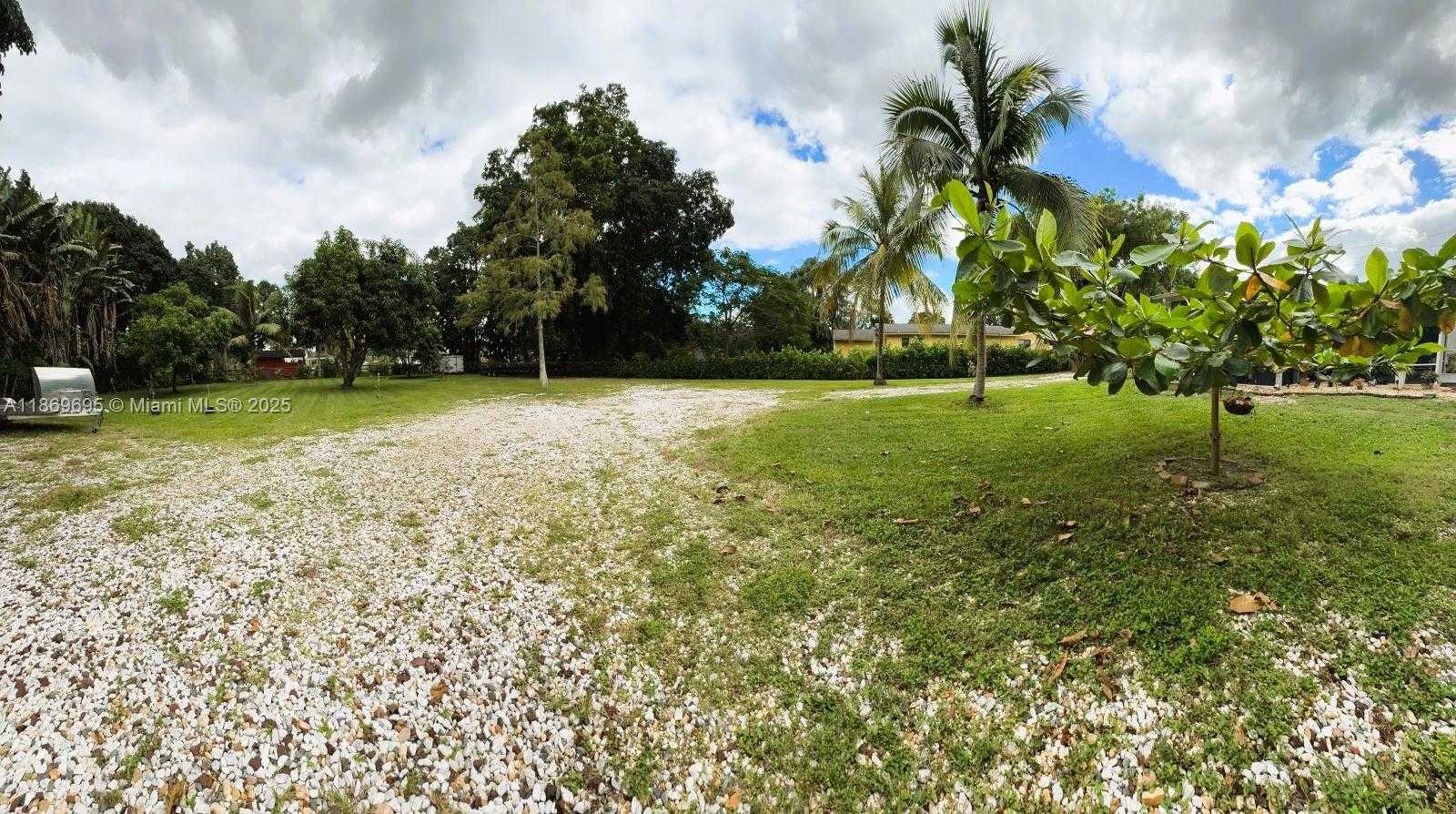 Small Image of 14691 SOUTH WEST 20TH ST, Davie Number 44