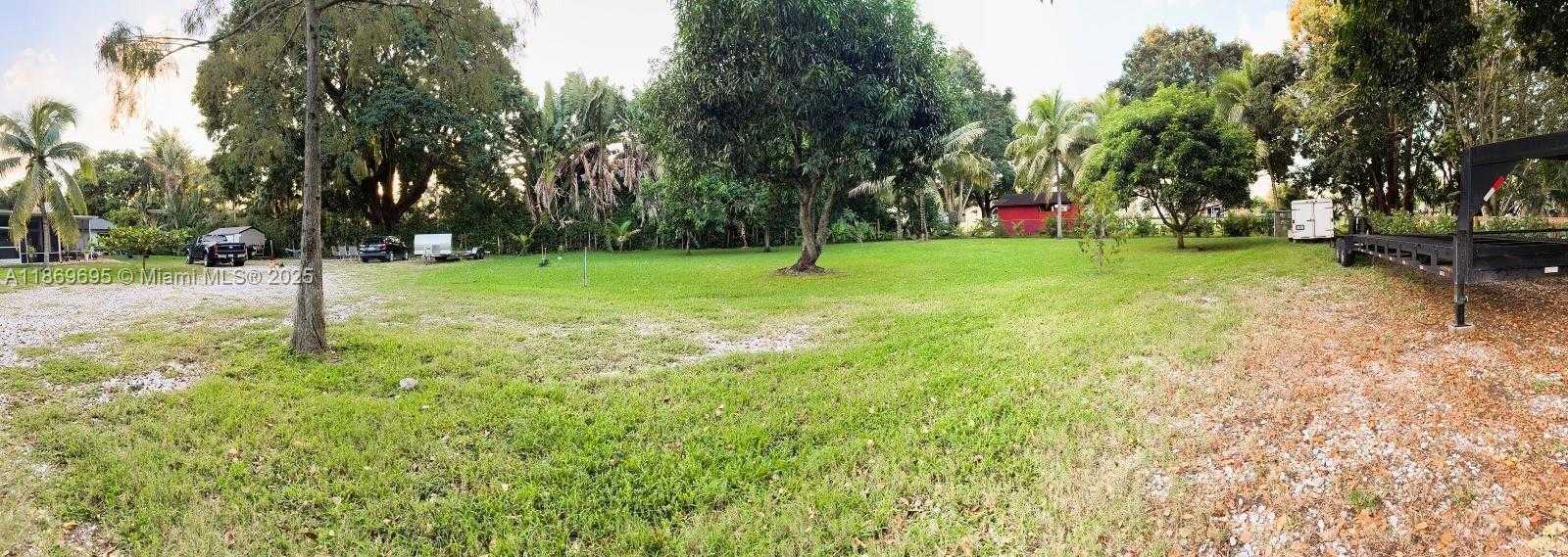 Small Image of 14691 SOUTH WEST 20TH ST, Davie Number 45