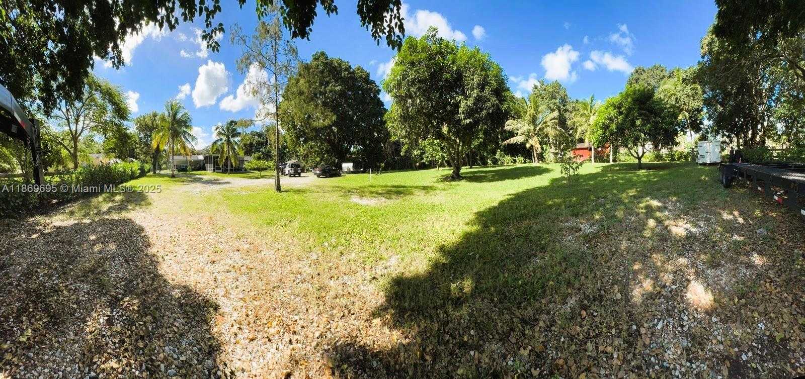 Small Image of 14691 SOUTH WEST 20TH ST, Davie Number 46