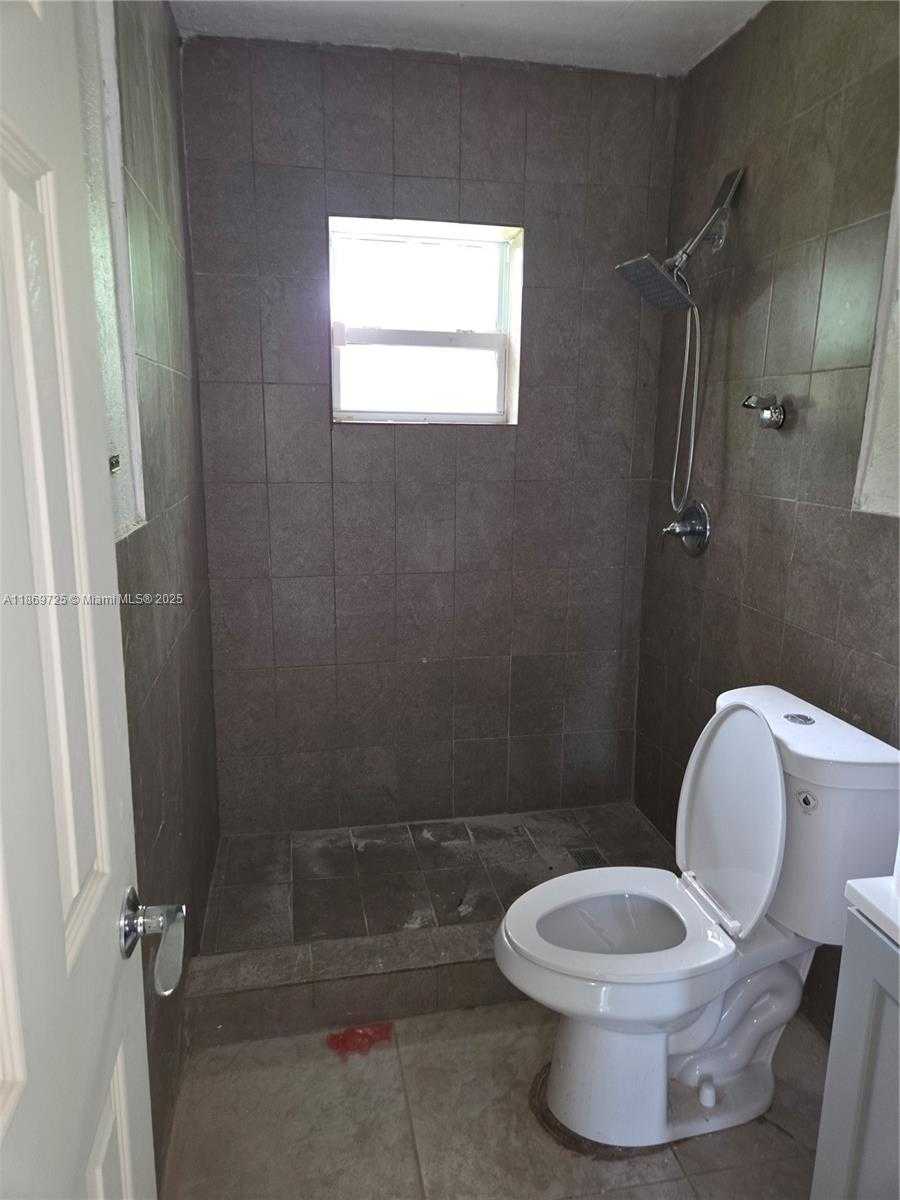 Small Image of 3000 NORTH WEST 8TH CT, Fort Lauderdale Number 12