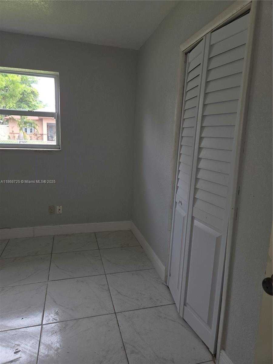 Small Image of 3000 NORTH WEST 8TH CT, Fort Lauderdale Number 25