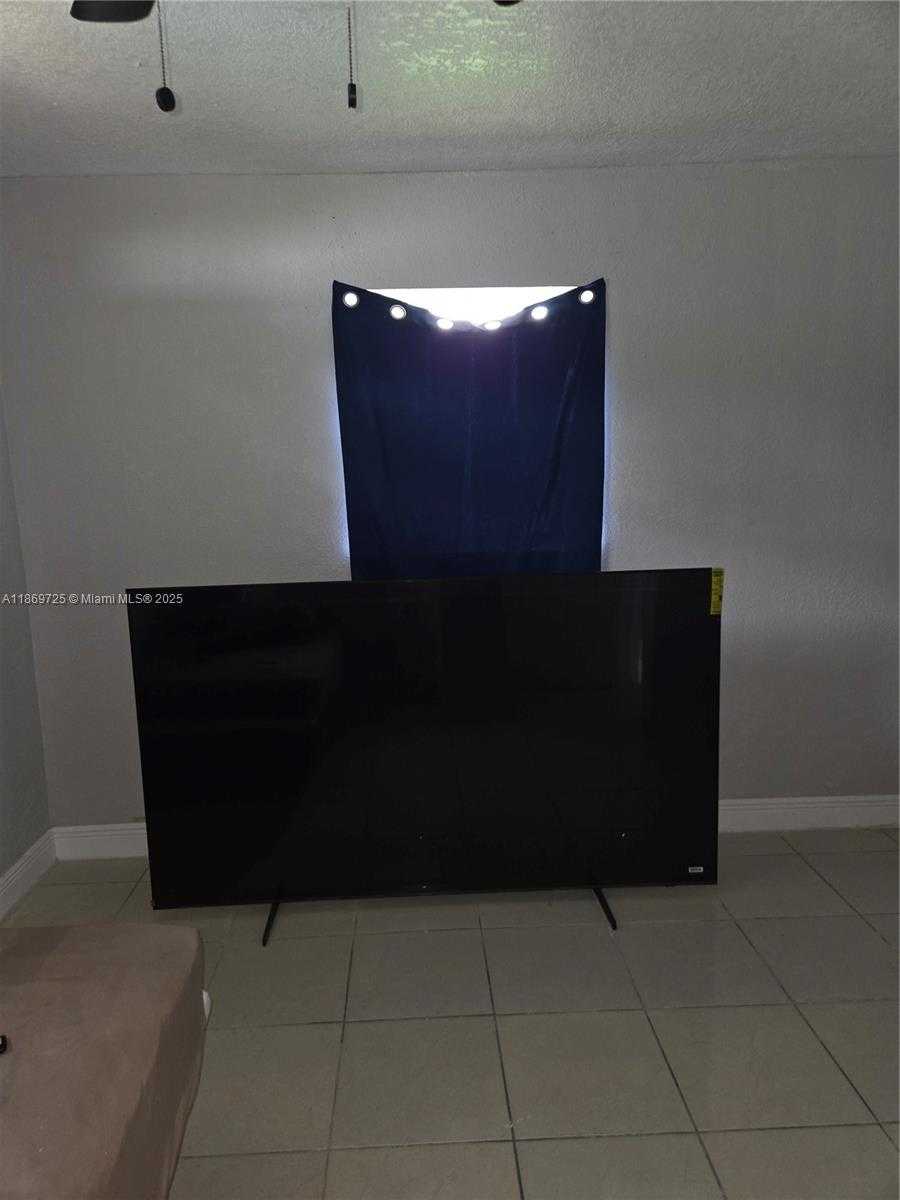 Small Image of 3000 NORTH WEST 8TH CT, Fort Lauderdale Number 32