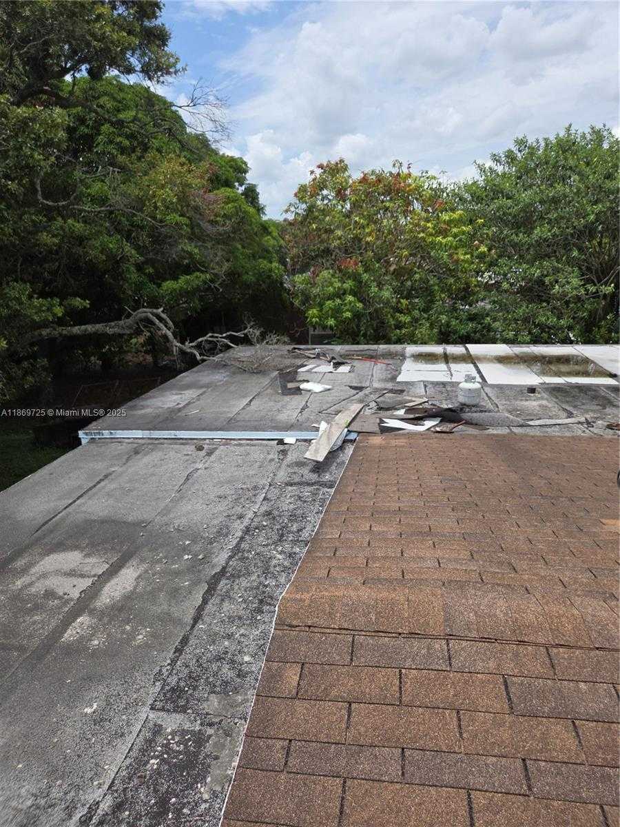 Small Image of 3000 NORTH WEST 8TH CT, Fort Lauderdale Number 42