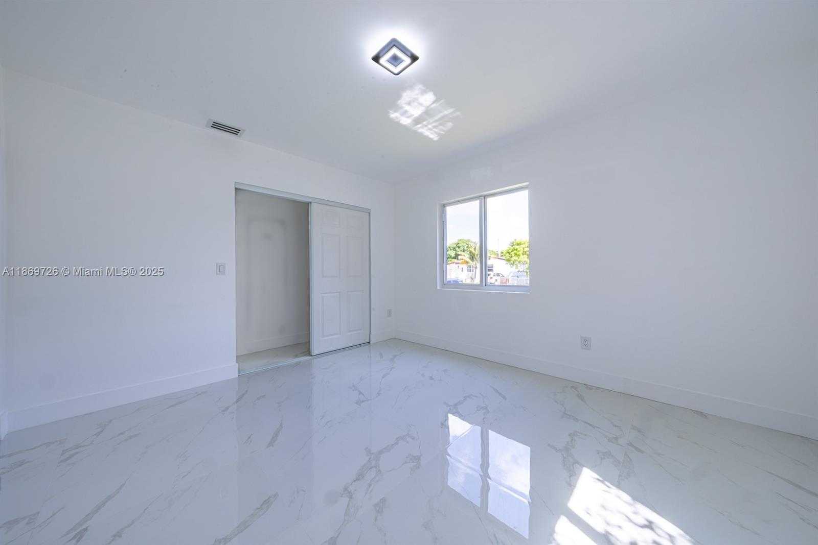 Small Image of 910 NORTH WEST 133RD ST, North Miami Number 13
