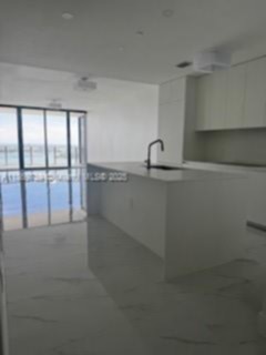 Small Image of 700 NORTH EAST 24 TH 2206, Miami Number 11