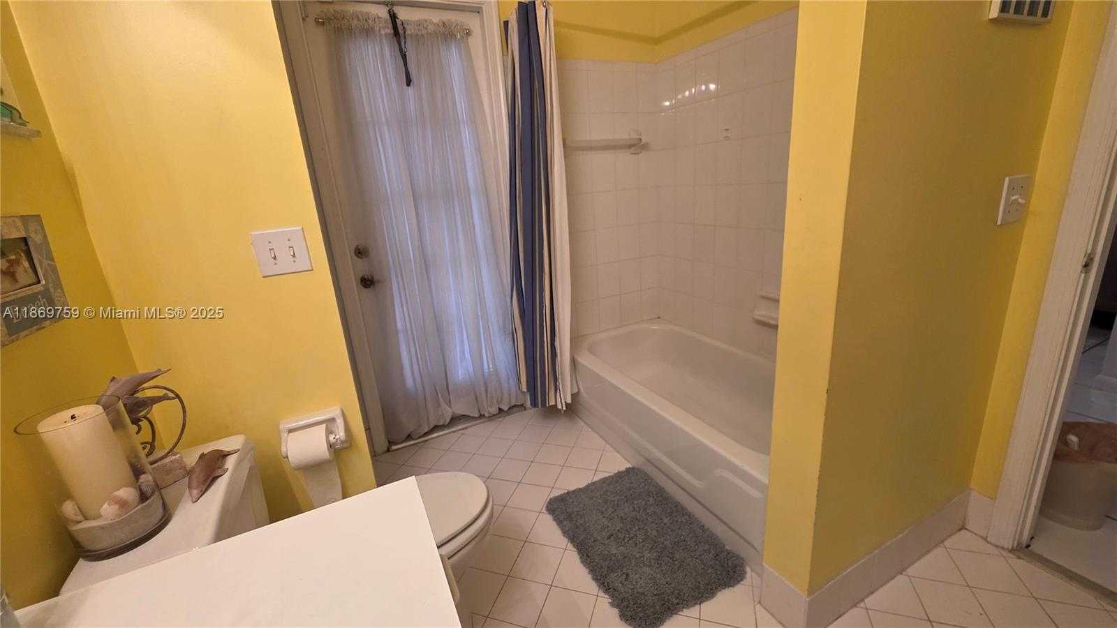Small Image of 5112 NORTH WEST 66TH AVE, Lauderhill Number 13