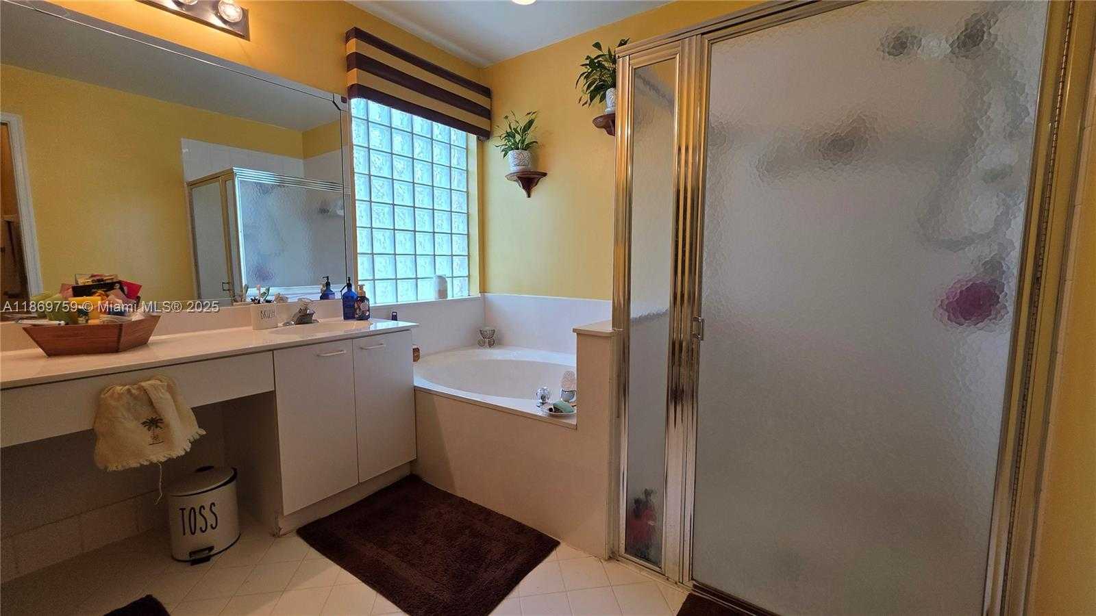 Small Image of 5112 NORTH WEST 66TH AVE, Lauderhill Number 18