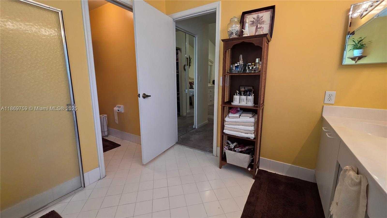 Small Image of 5112 NORTH WEST 66TH AVE, Lauderhill Number 21