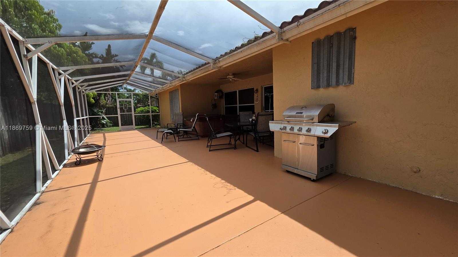 Small Image of 5112 NORTH WEST 66TH AVE, Lauderhill Number 35