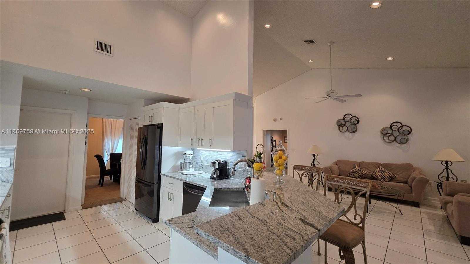 Small Image of 5112 NORTH WEST 66TH AVE, Lauderhill Number 41