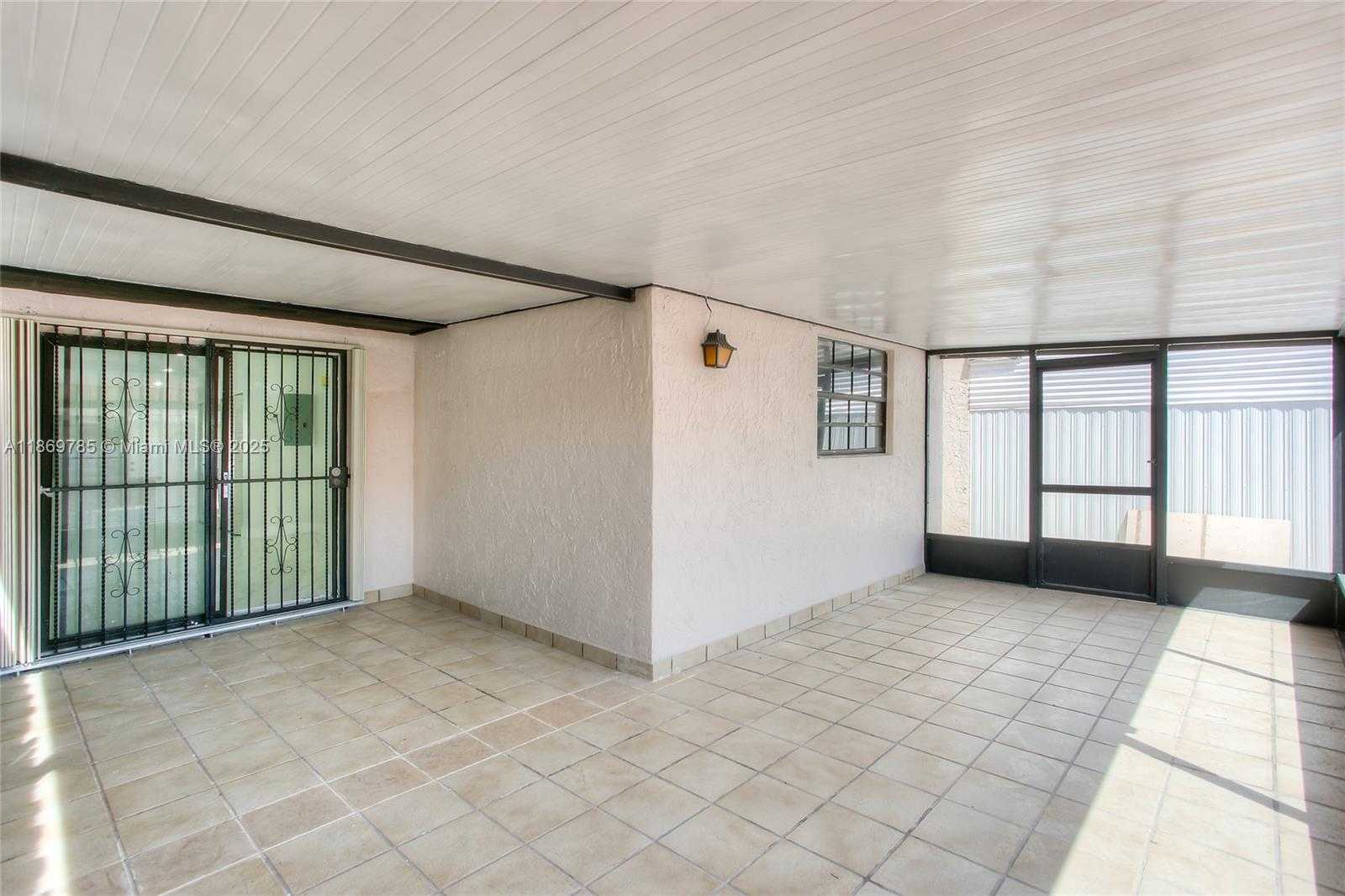 Small Image of 5987 WEST 21ST CT, Hialeah Number 3