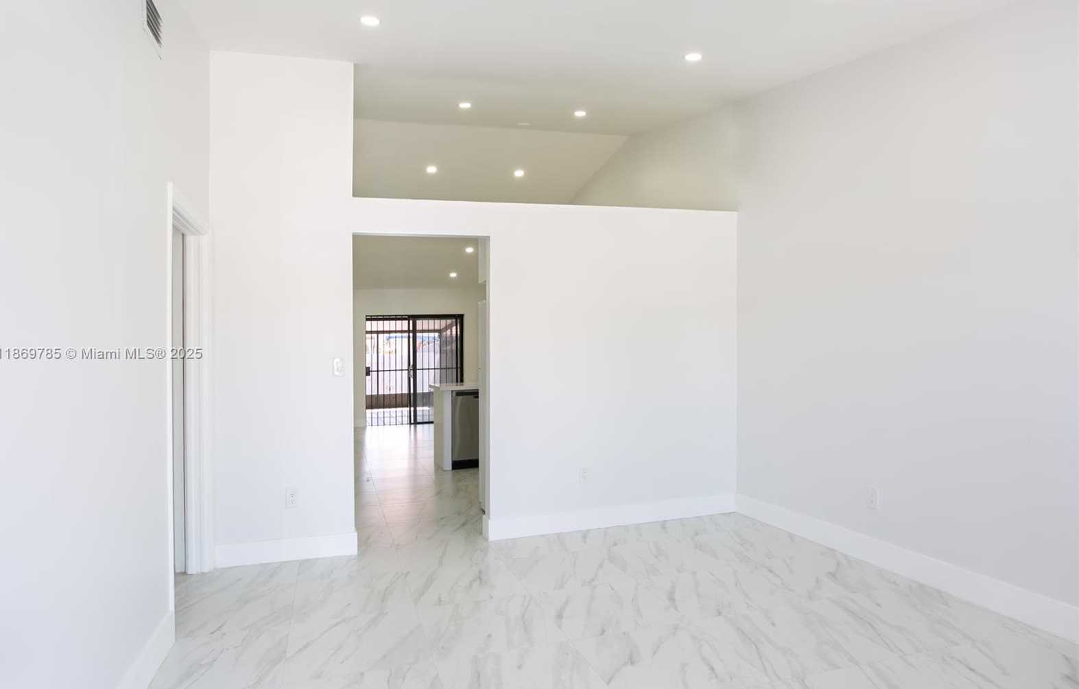 Small Image of 5987 WEST 21ST CT, Hialeah Number 9