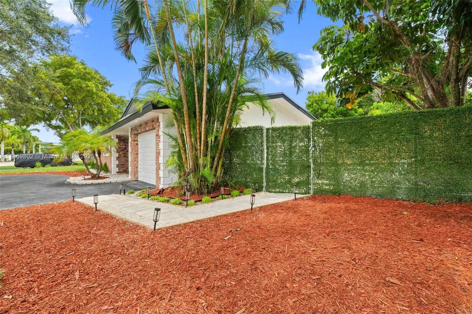 Small Image of 3130 NORTH WEST 65TH DR, Fort Lauderdale Number 38