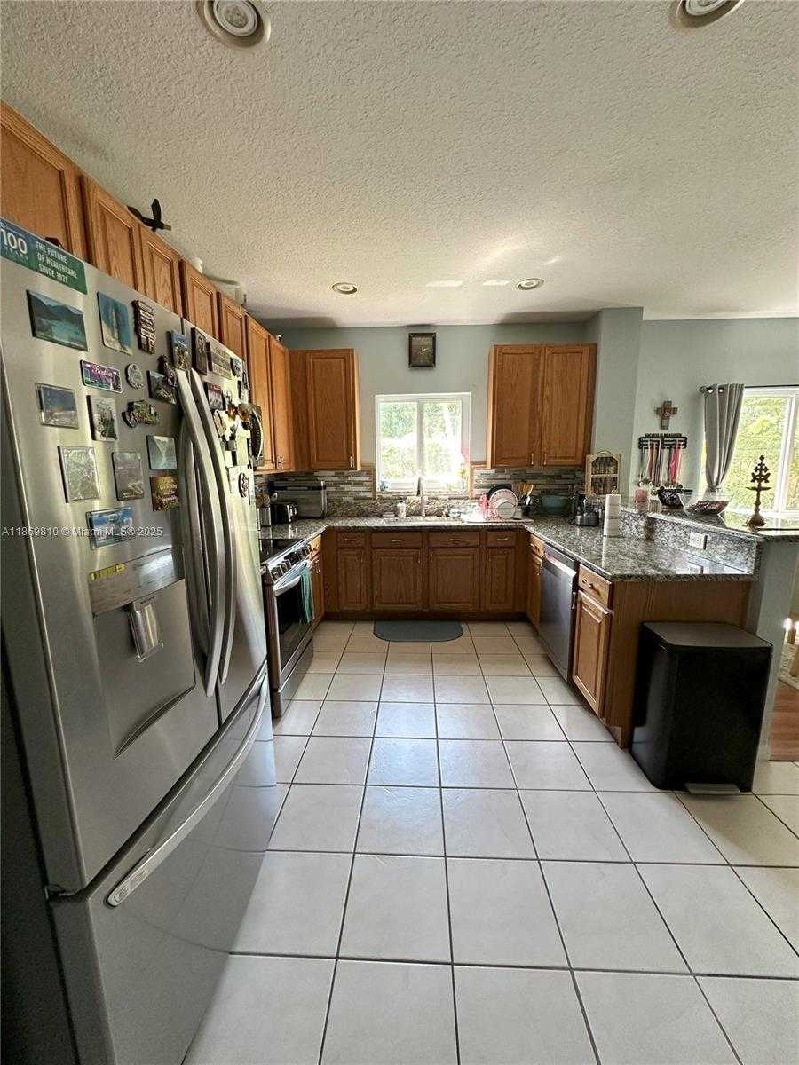 Small Image of 752 NORTH WEST 127TH AVE, Coral Springs Number 13