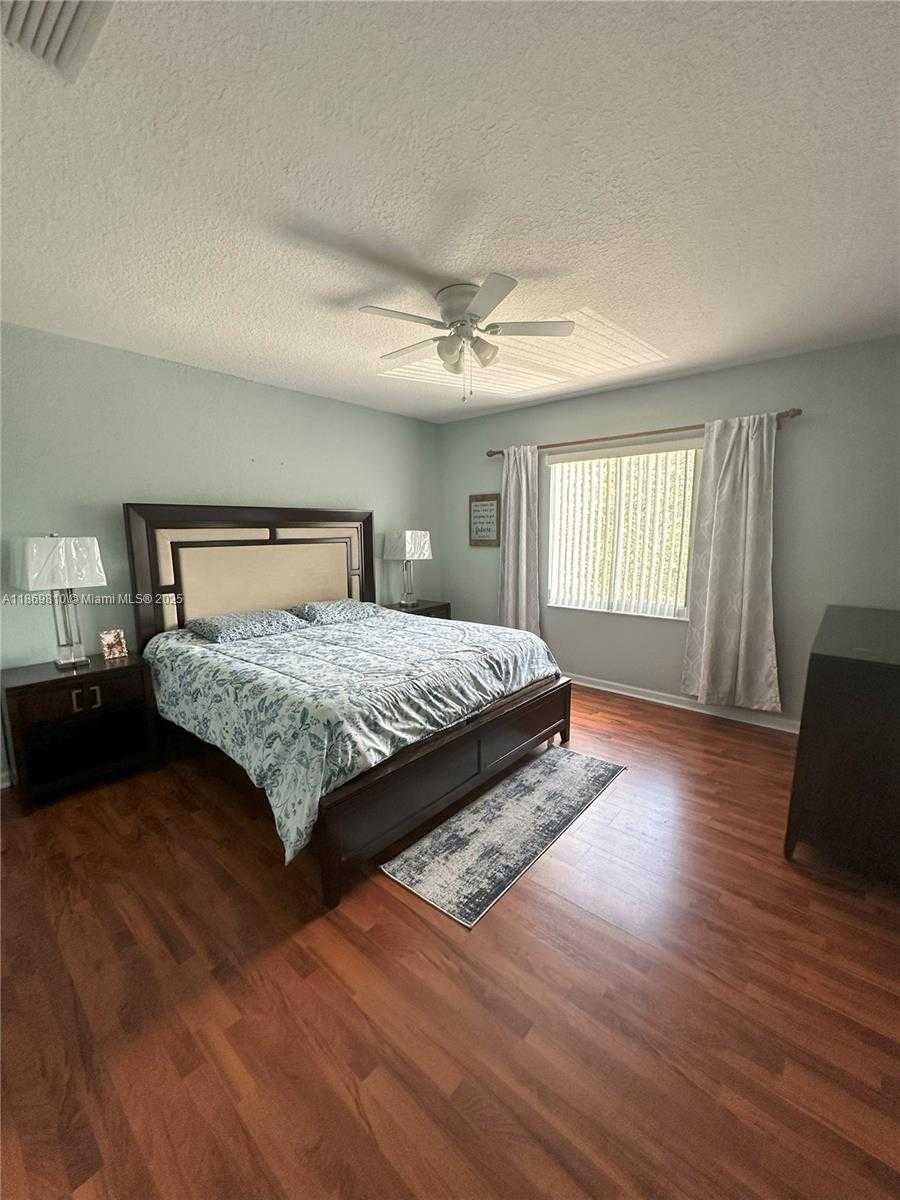 Small Image of 752 NORTH WEST 127TH AVE, Coral Springs Number 14