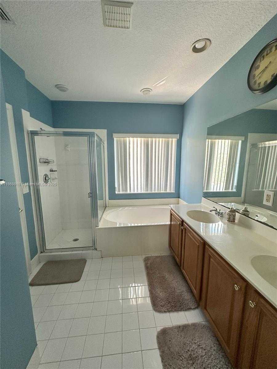 Small Image of 752 NORTH WEST 127TH AVE, Coral Springs Number 15