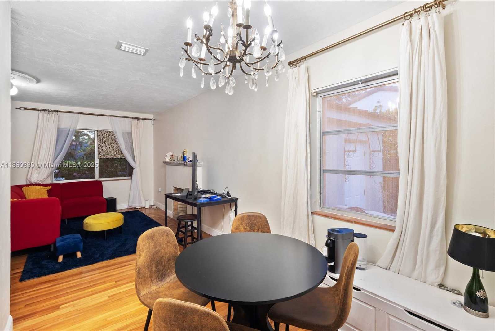 Small Image of 393 MINOLA DR, Miami Springs Number 16