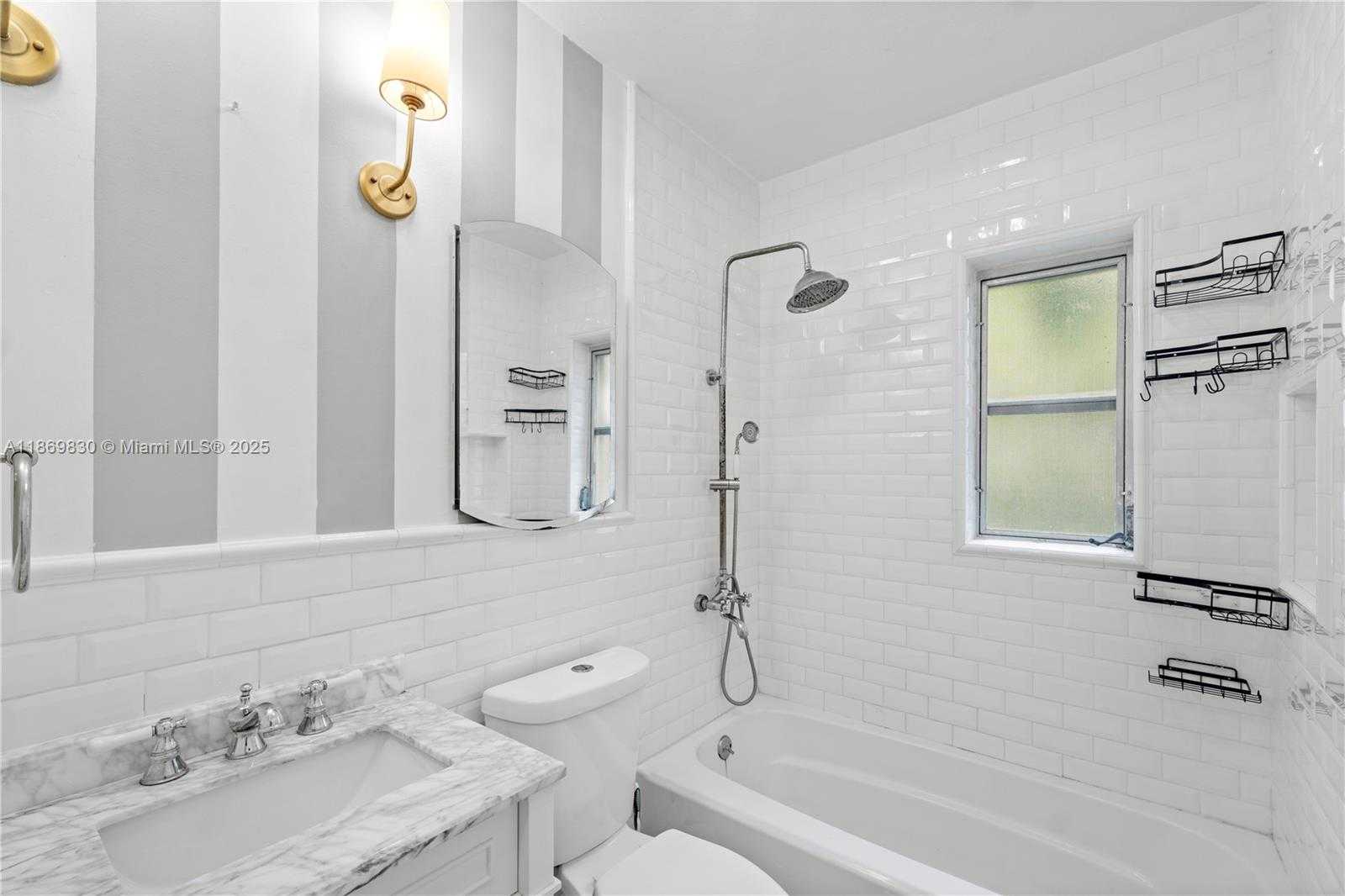 Small Image of 393 MINOLA DR, Miami Springs Number 25