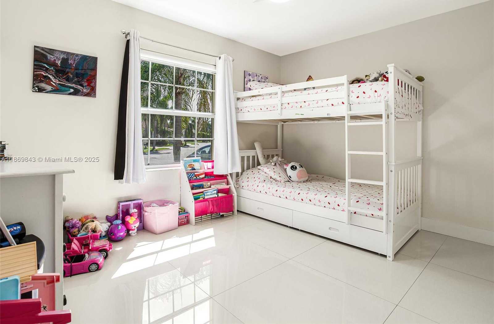 Small Image of 16298 LA COSTA DR, Weston Number 16