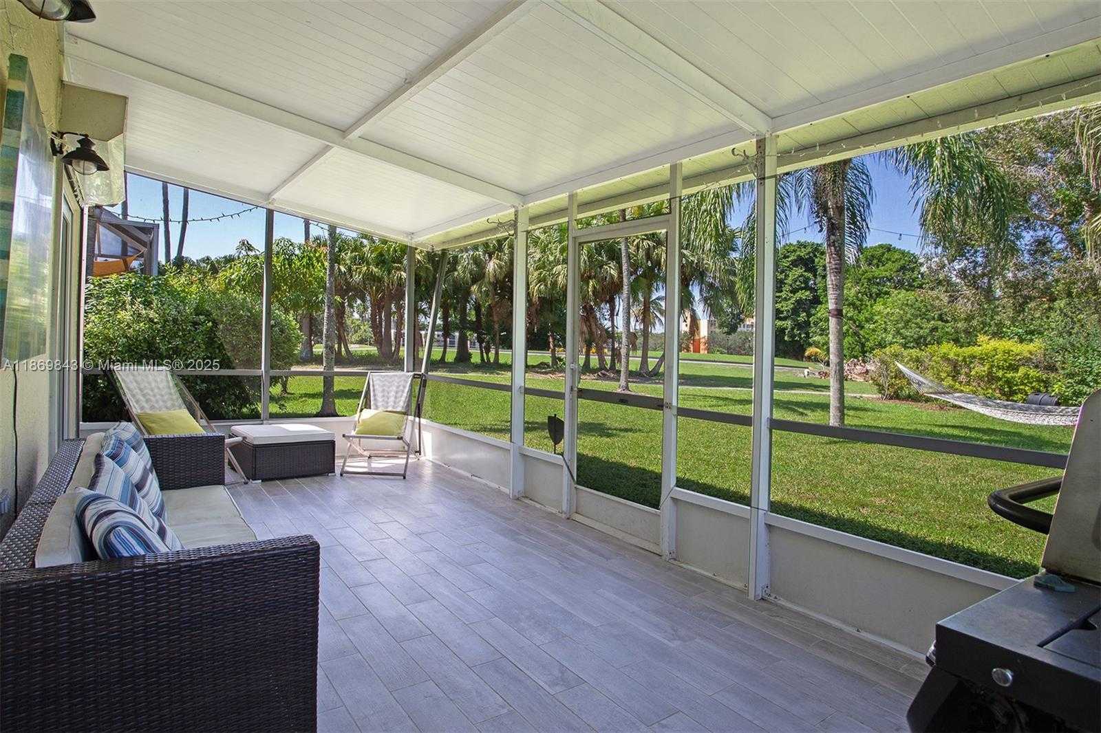 Small Image of 16298 LA COSTA DR, Weston Number 28
