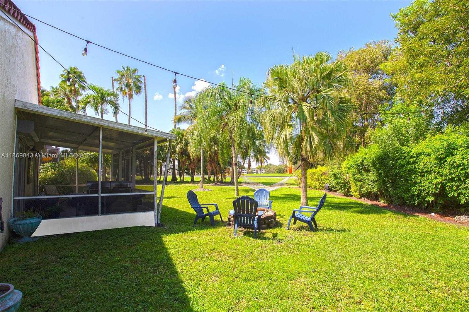 Small Image of 16298 LA COSTA DR, Weston Number 30