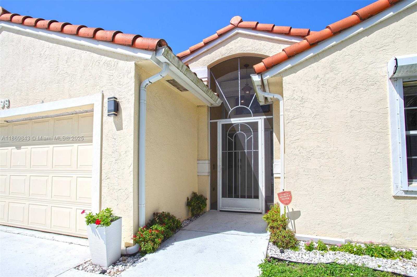 Small Image of 16298 LA COSTA DR, Weston Number 35