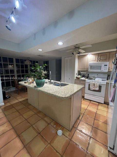 Small Image of 1350 SOUTH FIELDLARK LN, Homestead Number 6