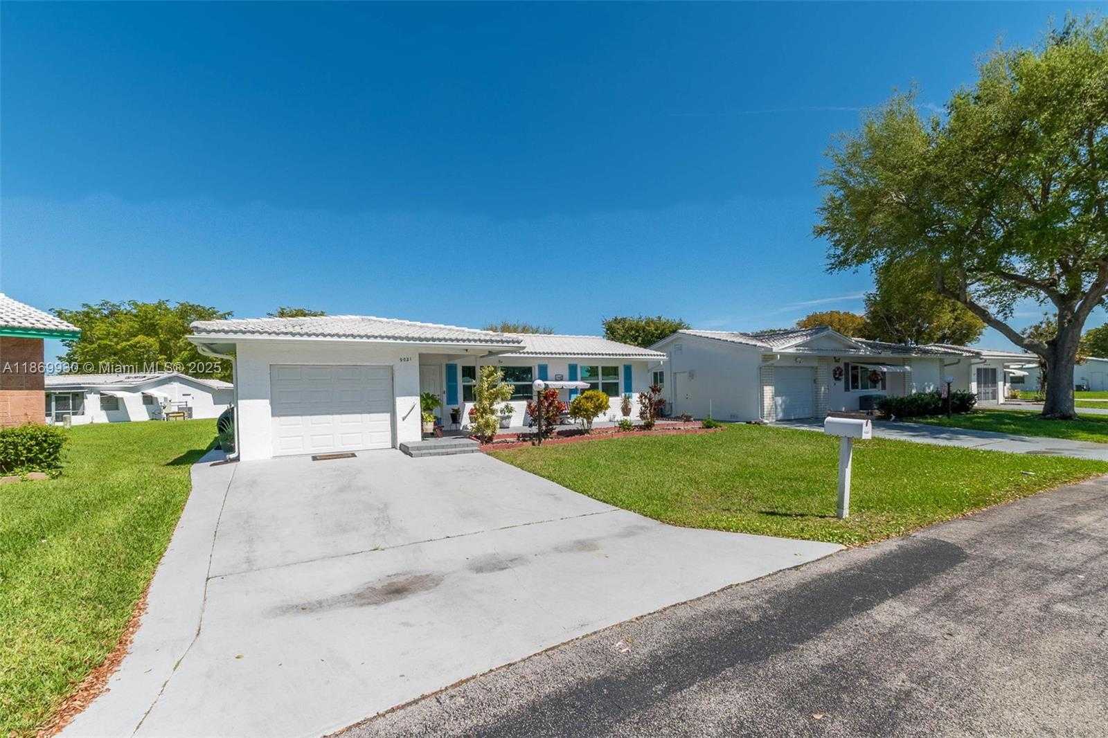 Small Image of 9021 NORTH WEST 13TH ST, Plantation Number 3