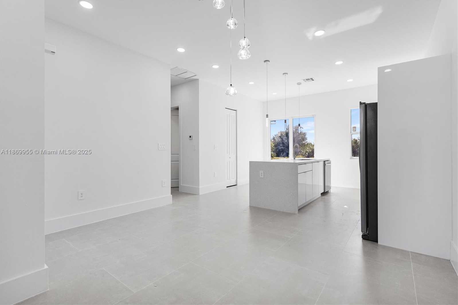 Small Image of 616 PARKDALE BLVD, Lehigh Acres Number 12