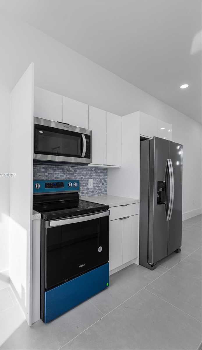 Small Image of 616 PARKDALE BLVD, Lehigh Acres Number 19