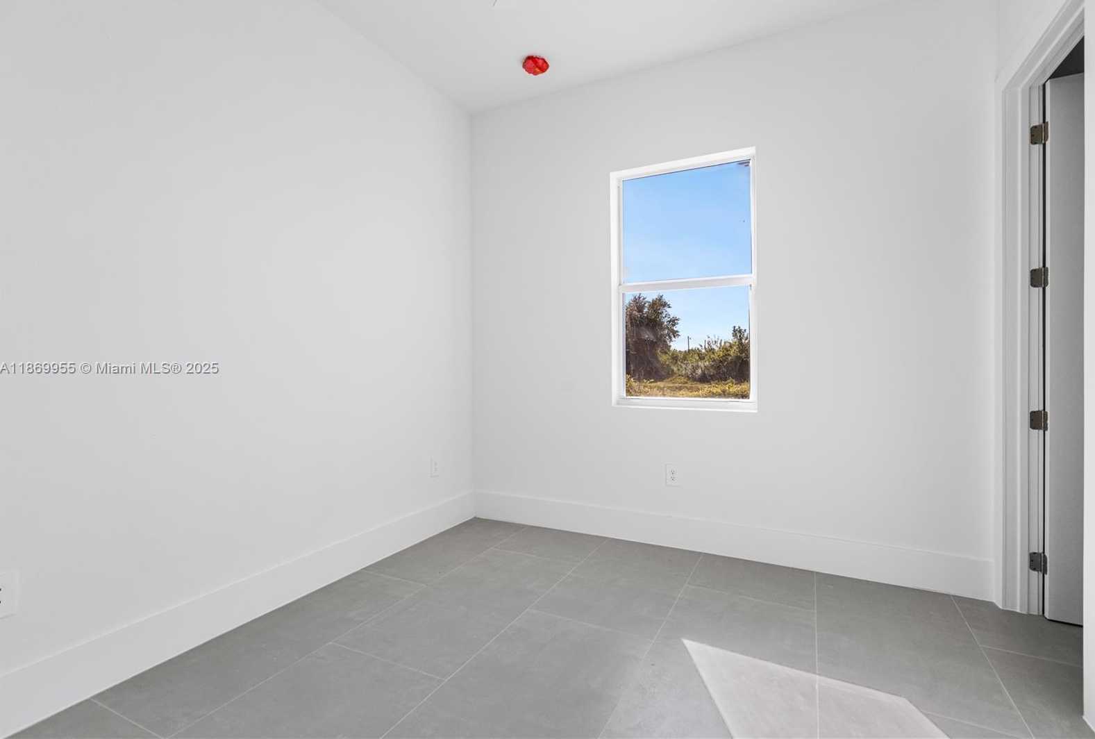 Small Image of 616 PARKDALE BLVD, Lehigh Acres Number 6