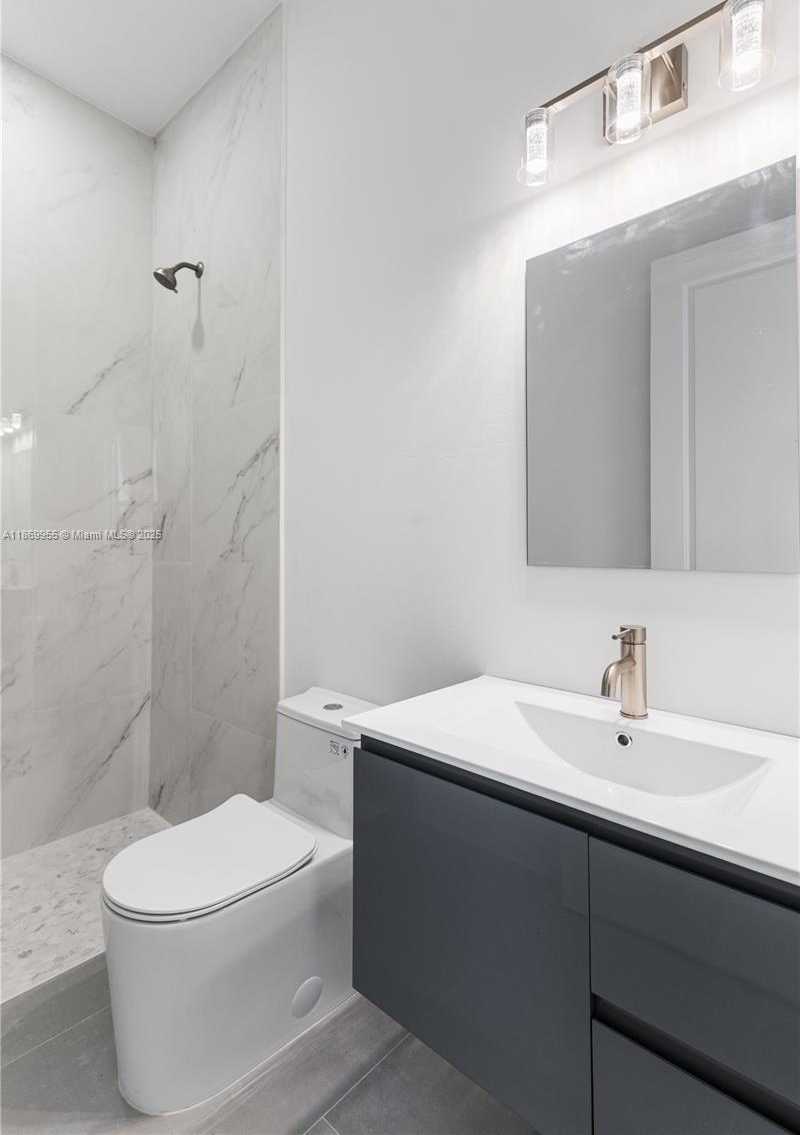 Small Image of 616 PARKDALE BLVD, Lehigh Acres Number 7