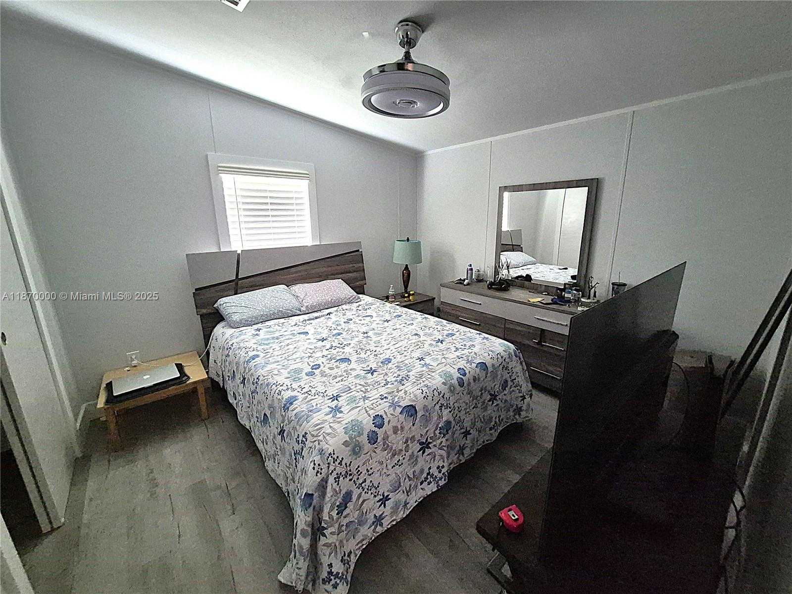 Small Image of 220 NORTH EAST 12TH AVE UNIT 157, Homestead Number 21