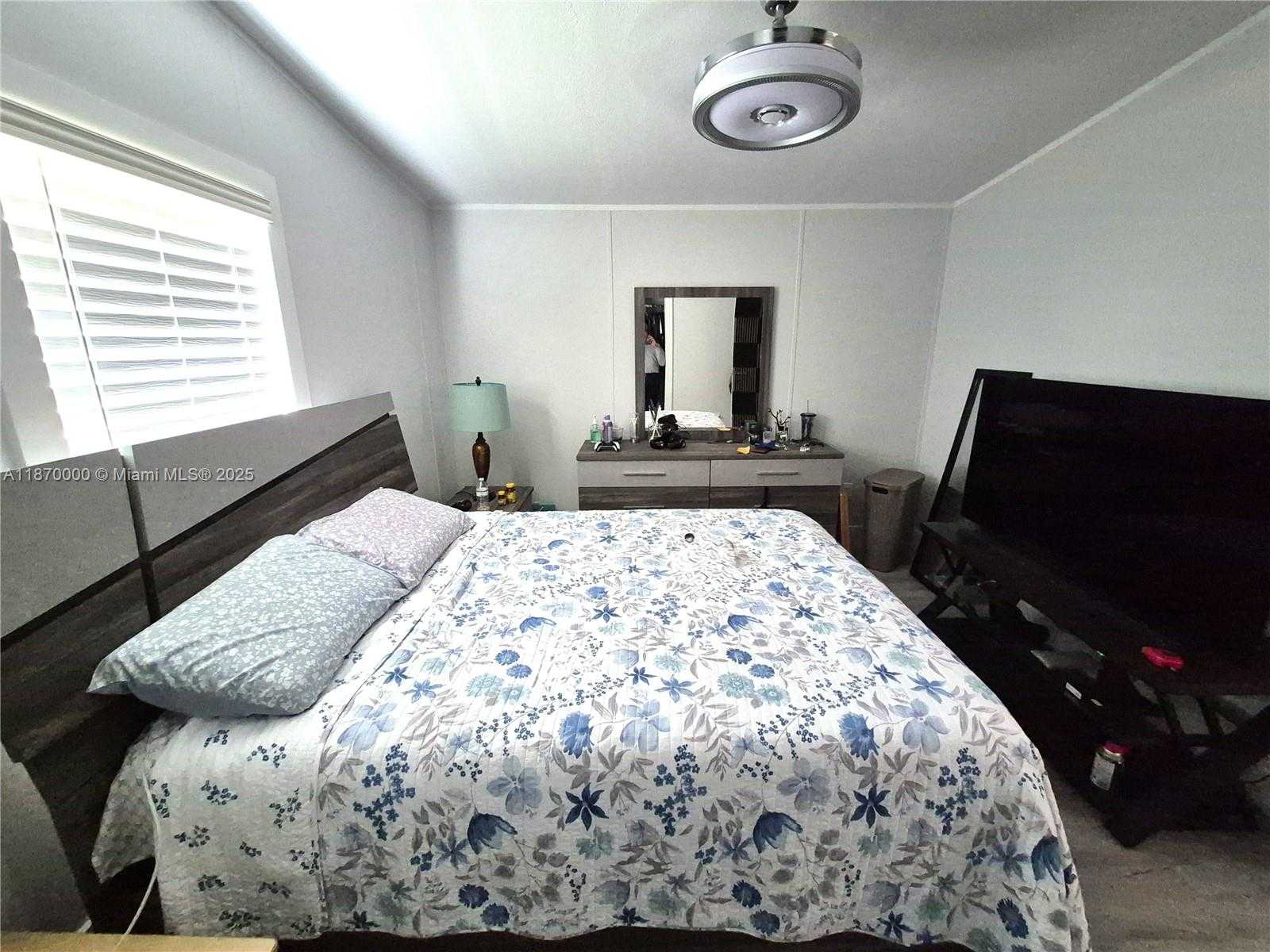 Small Image of 220 NORTH EAST 12TH AVE UNIT 157, Homestead Number 22