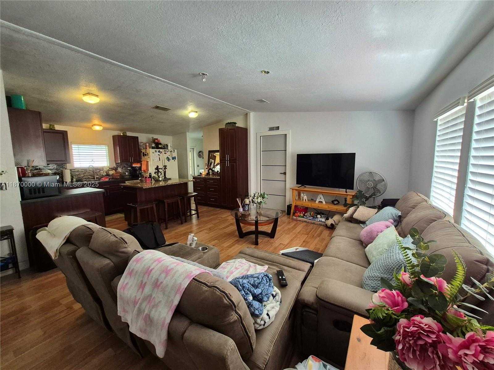 Small Image of 220 NORTH EAST 12TH AVE UNIT 157, Homestead Number 7