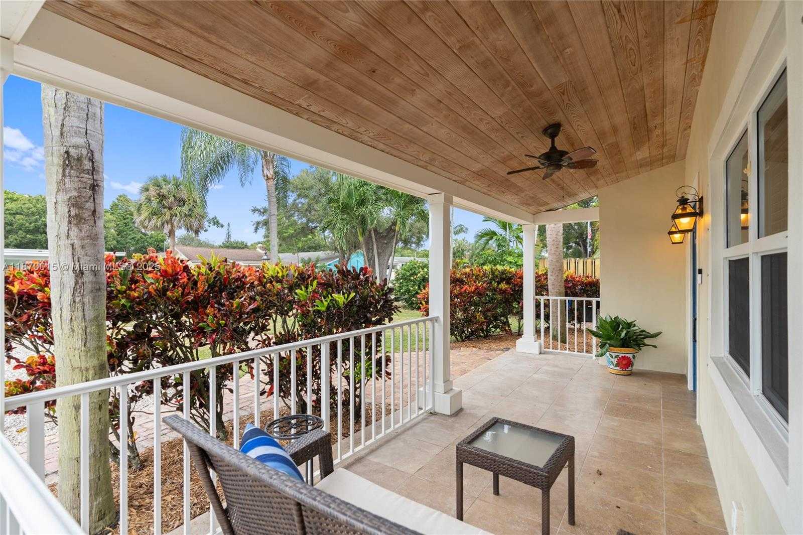 Small Image of 1328 SOUTH WEST 30TH ST, Fort Lauderdale Number 2