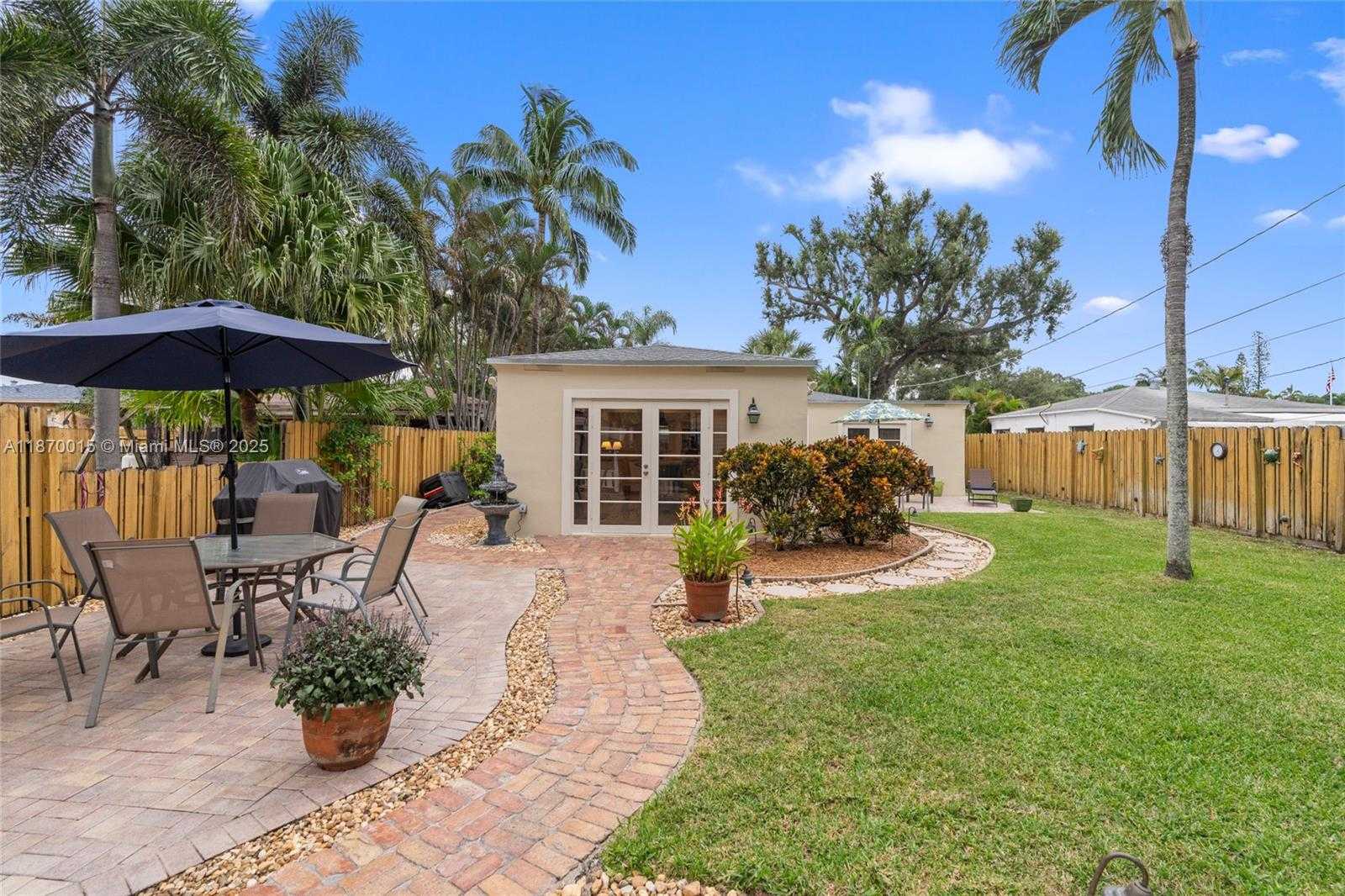 Small Image of 1328 SOUTH WEST 30TH ST, Fort Lauderdale Number 27