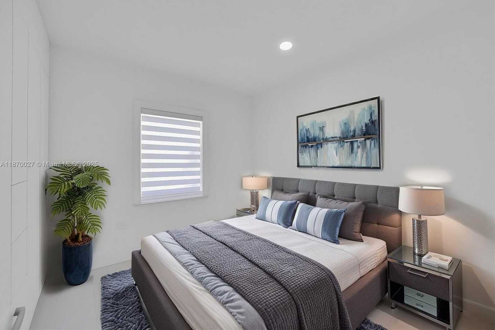 Small Image of 5129 EAST 8TH CT, Hialeah Number 14
