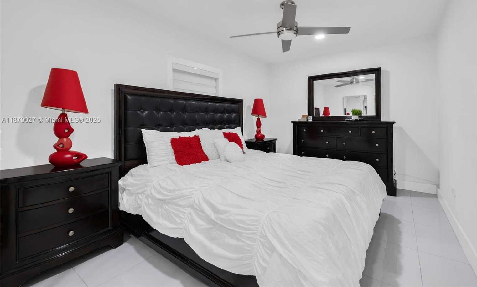 Small Image of 5129 EAST 8TH CT, Hialeah Number 19