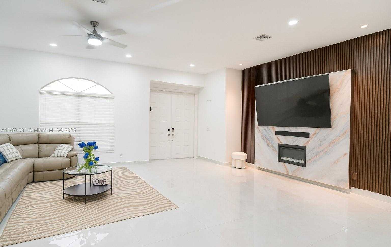 Small Image of 2019 SOUTH WEST 29TH TER, Cape Coral Number 13