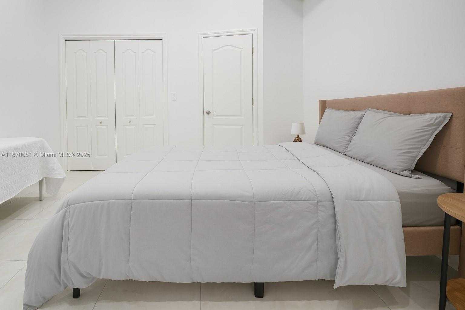 Small Image of 2019 SOUTH WEST 29TH TER, Cape Coral Number 28