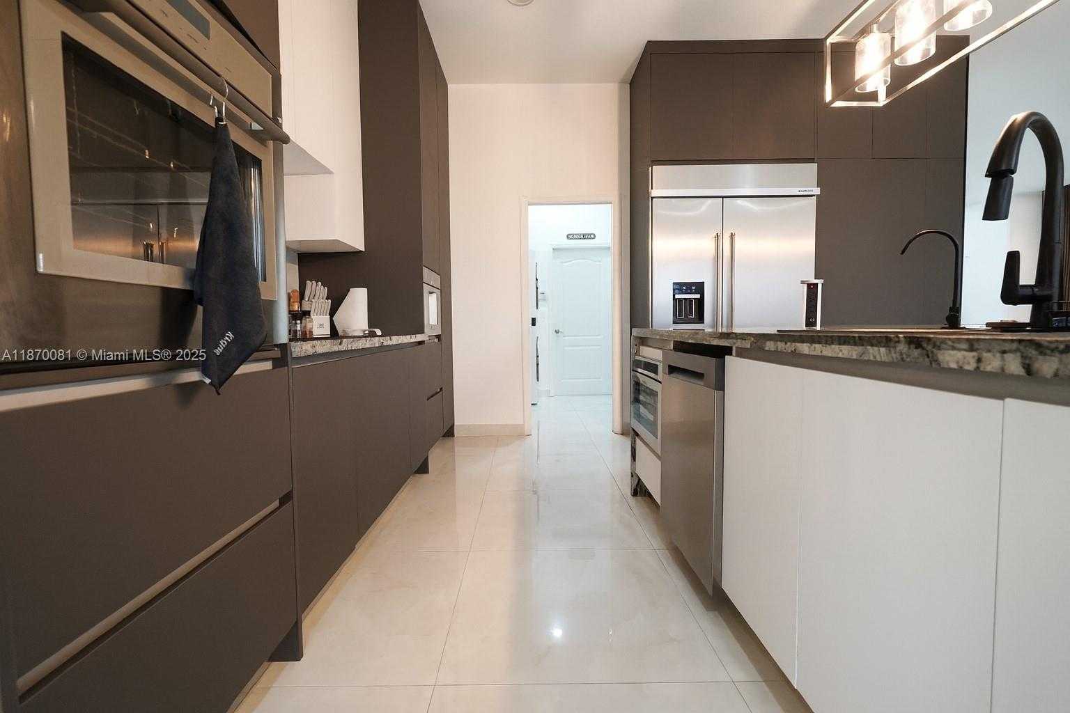 Small Image of 2019 SOUTH WEST 29TH TER, Cape Coral Number 4