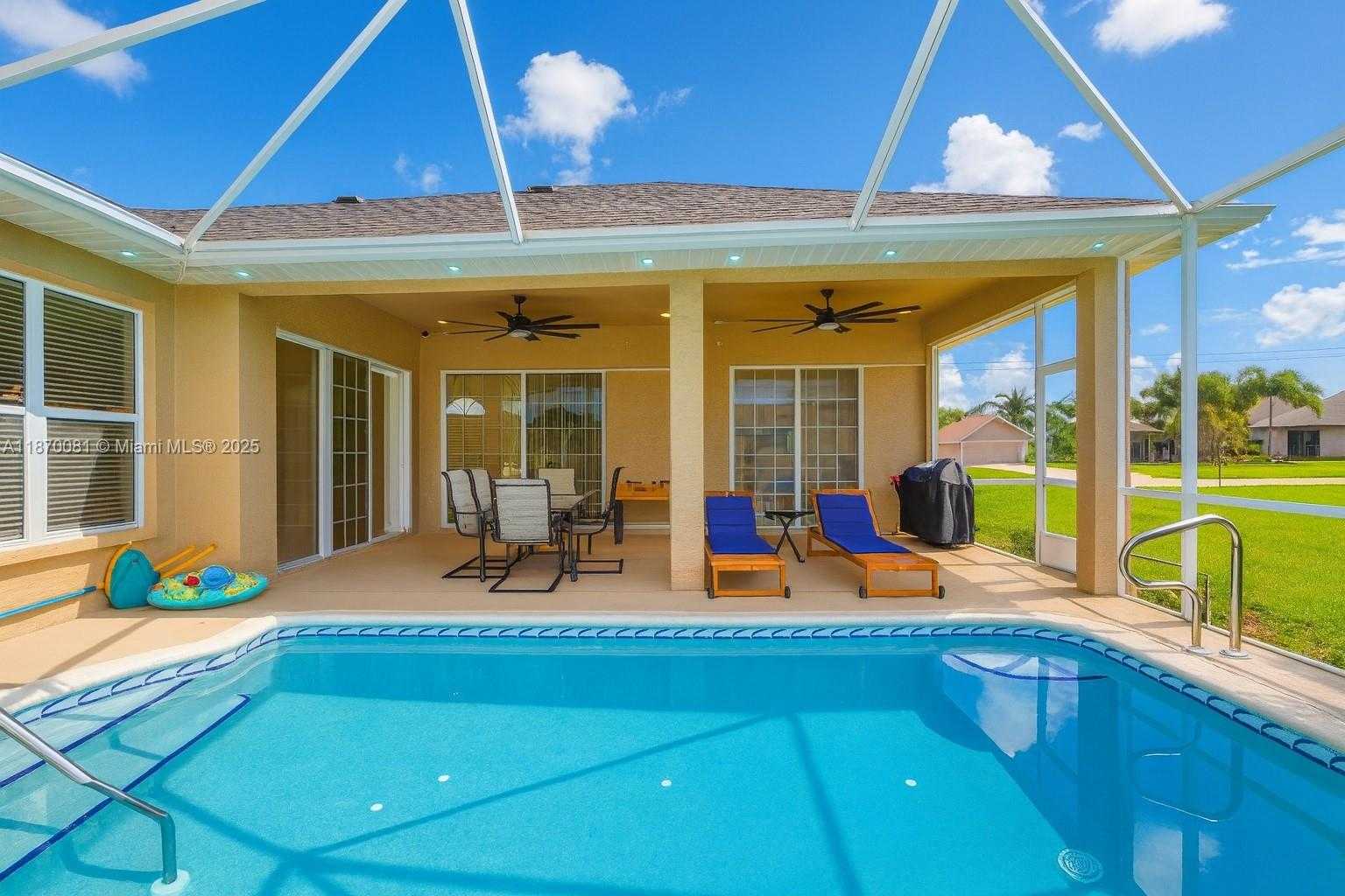Small Image of 2019 SOUTH WEST 29TH TER, Cape Coral Number 41
