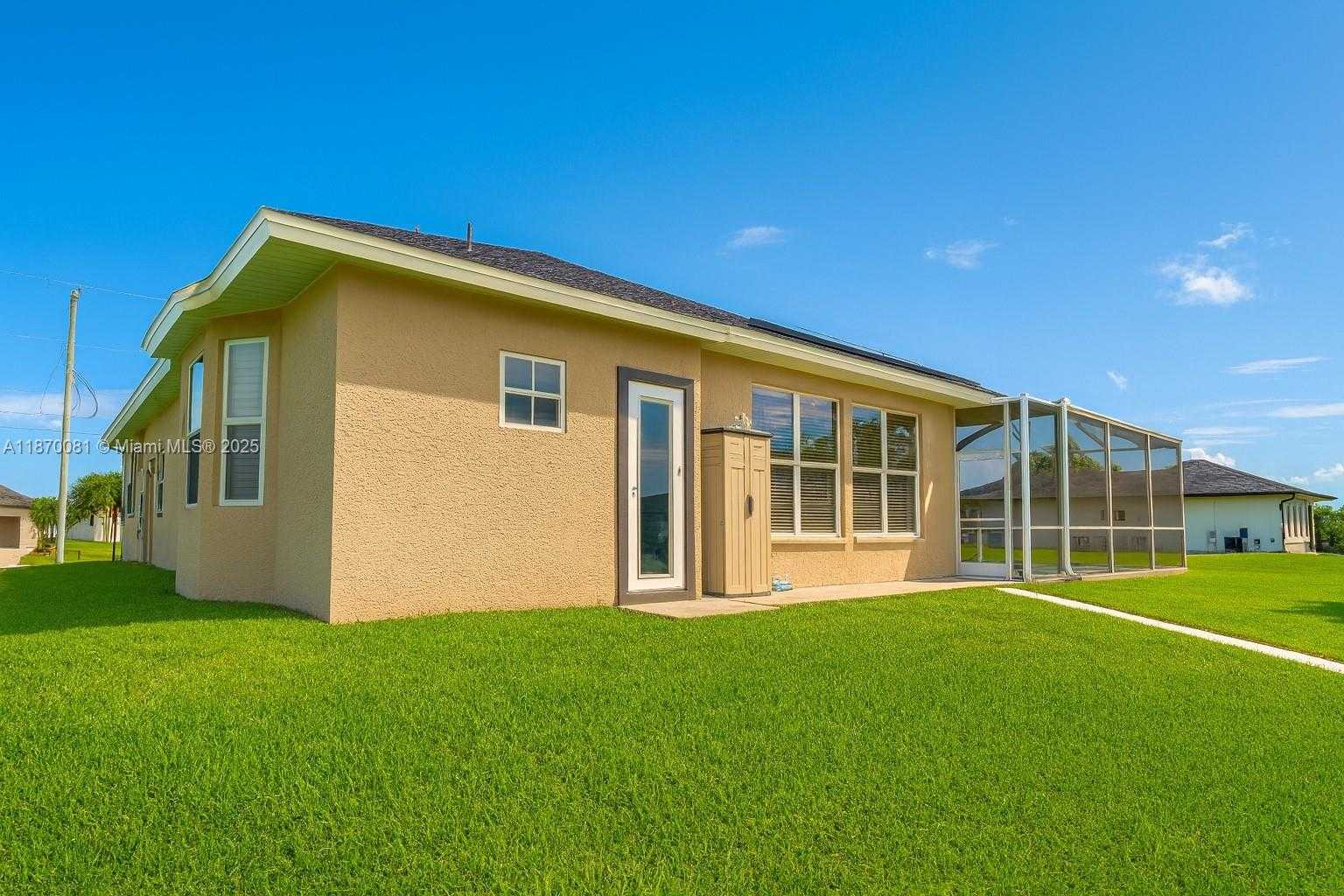 Small Image of 2019 SOUTH WEST 29TH TER, Cape Coral Number 47
