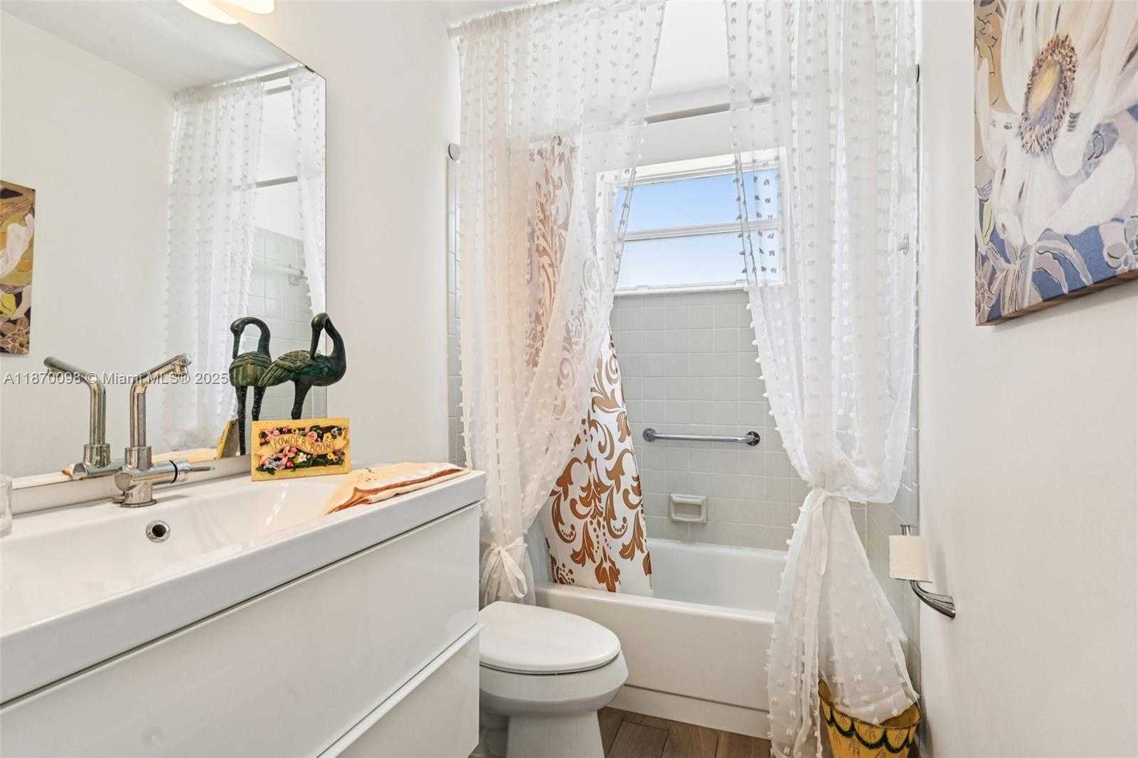 Small Image of 4314 ACACIA CIR, Coconut Creek Number 16
