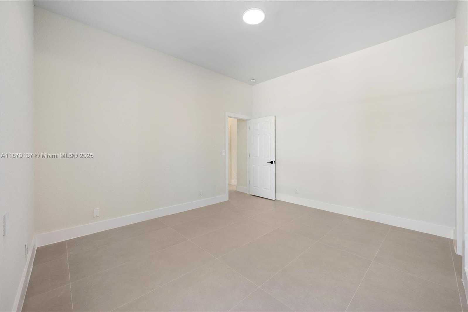 Small Image of 12140 NORTH WEST 10TH ST, Coral Springs Number 21