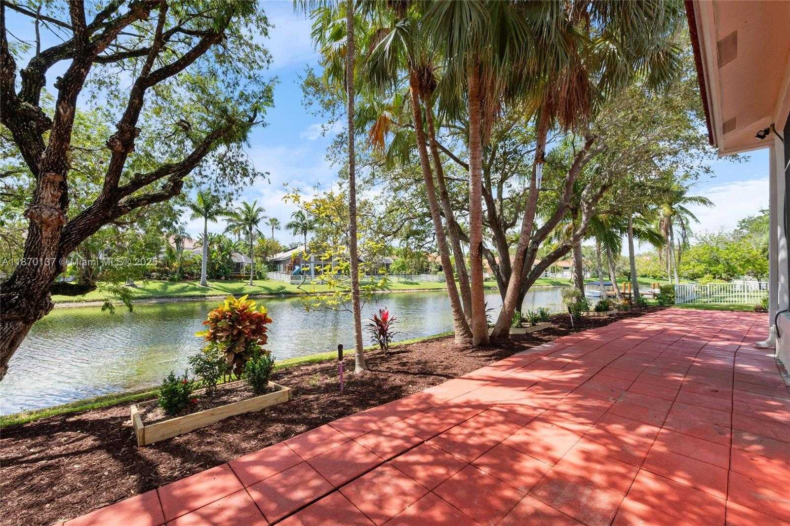 Small Image of 12140 NORTH WEST 10TH ST, Coral Springs Number 38