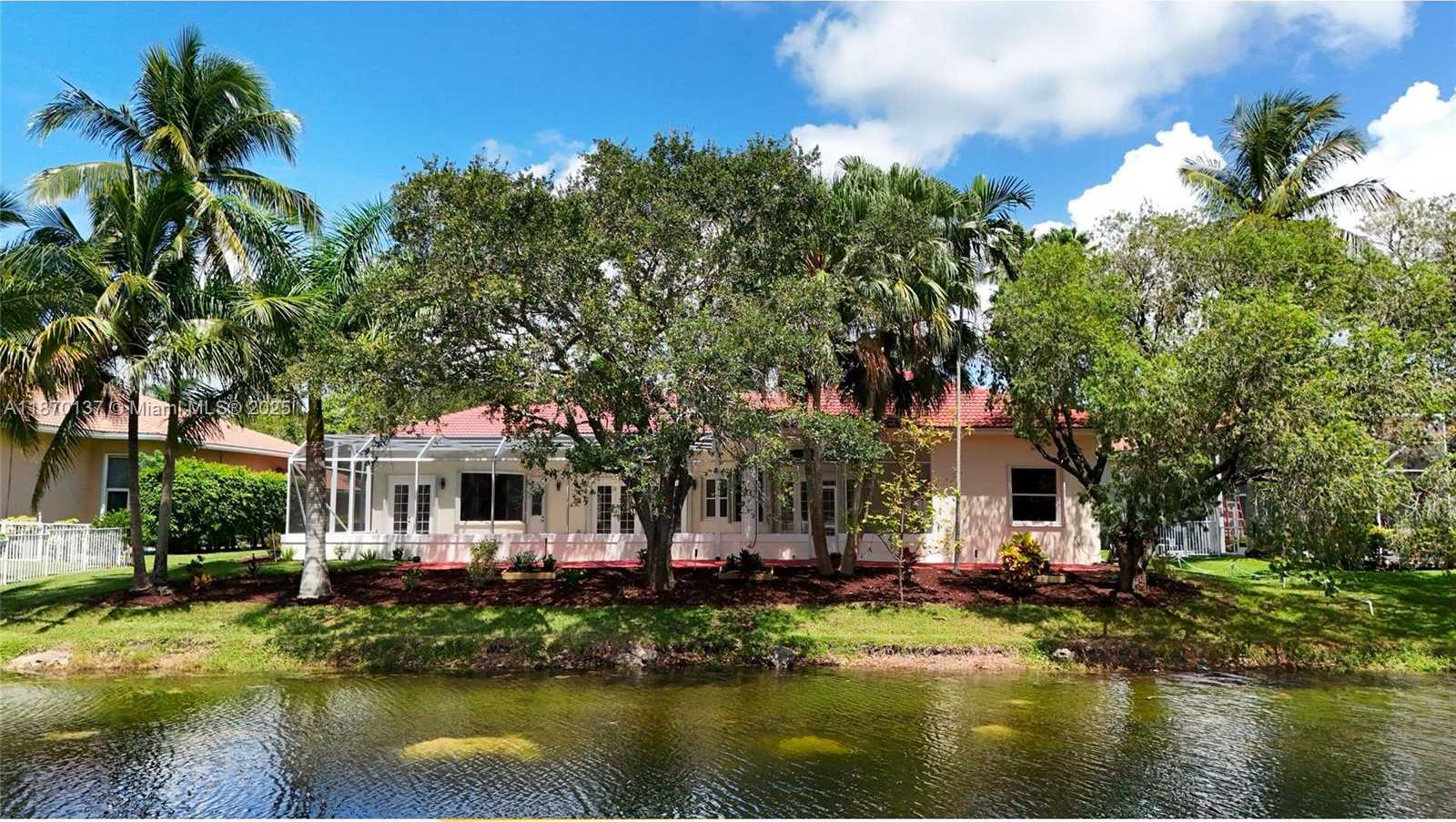 Small Image of 12140 NORTH WEST 10TH ST, Coral Springs Number 41