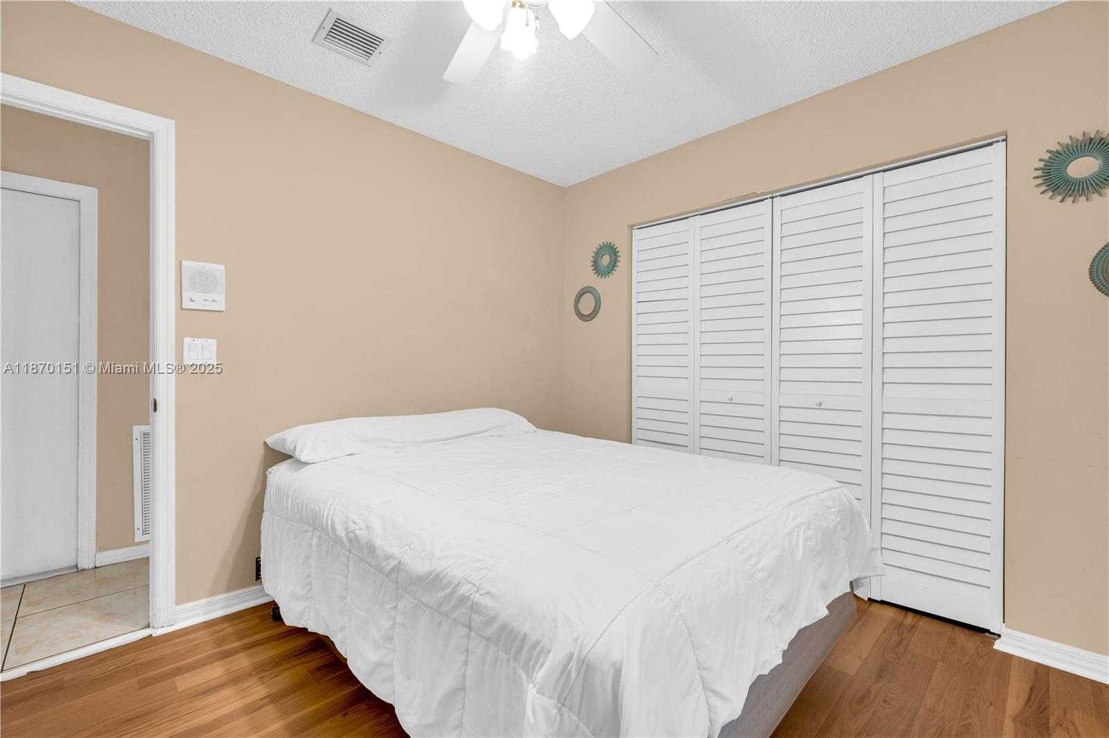 Small Image of 14750 SOUTH WEST 156TH AVE, Miami Number 26