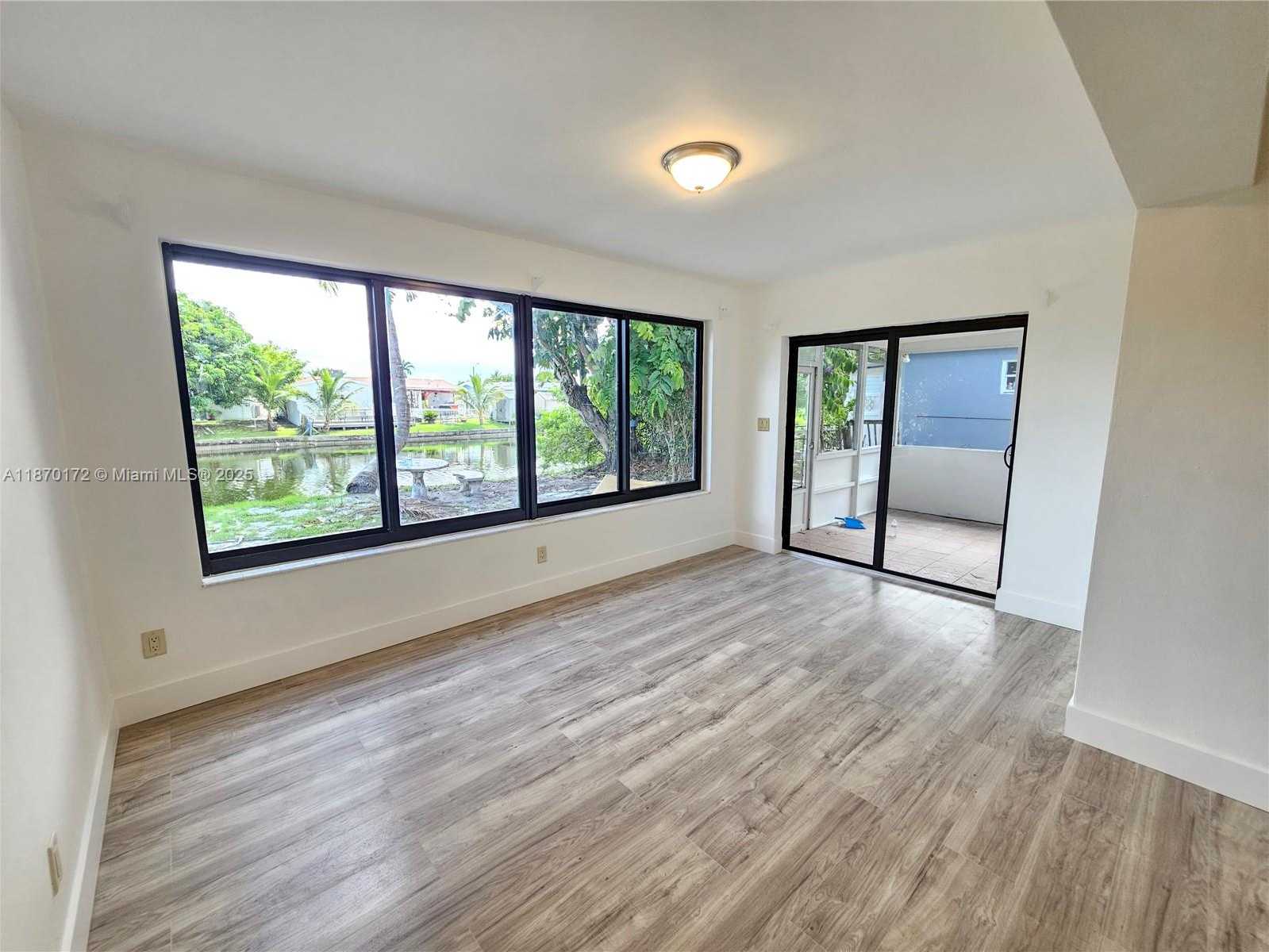 Small Image of 7908 GRANADA BLVD, Miramar Number 11
